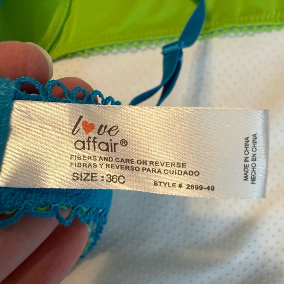 2 Love Affair Bras Blue Floral & Green Size 36C Underwire - Picture 3 of 8